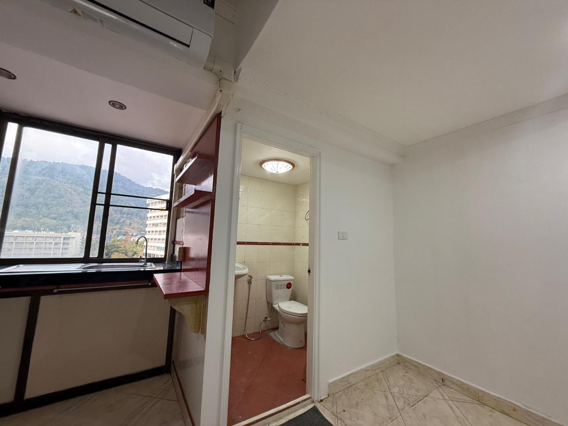 Condos: Beachside Retreat With Smart Tv & Kitchen